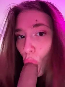 Sabrina_shells webcam