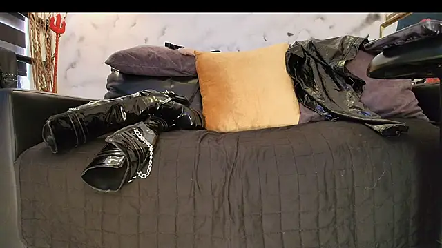 Sophie_LittleS webcam