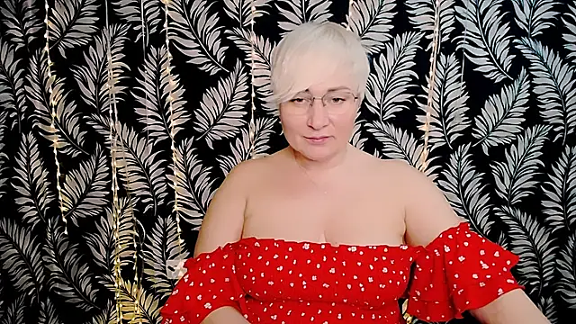 Olivia_playful webcam