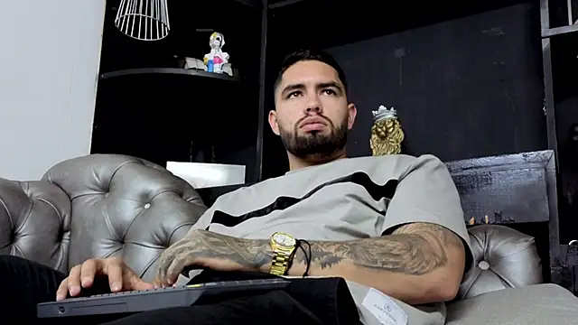 matteosantos live sex cam