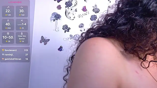 emiily_curly webcam
