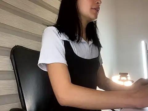 bliinkii_and_luka_ webcam