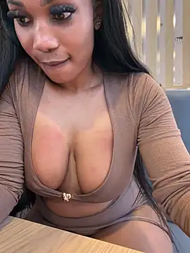 Webcam Model (___Nessa)  is live.Free join now!