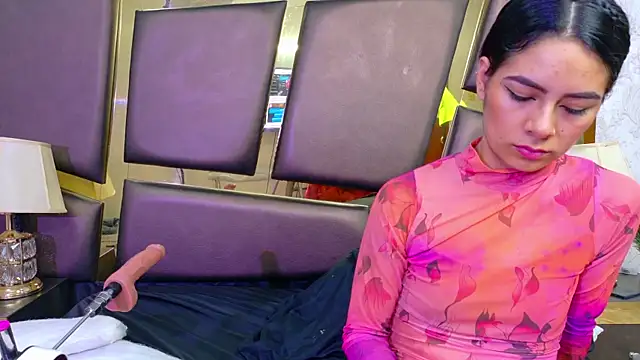 NicoleEsposito webcam