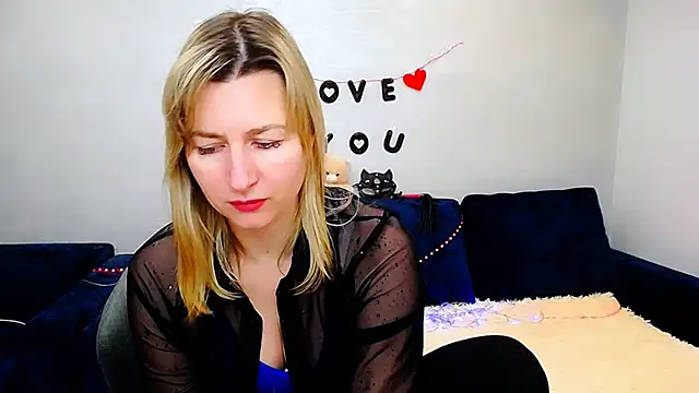 Incredible_Ariela webcam