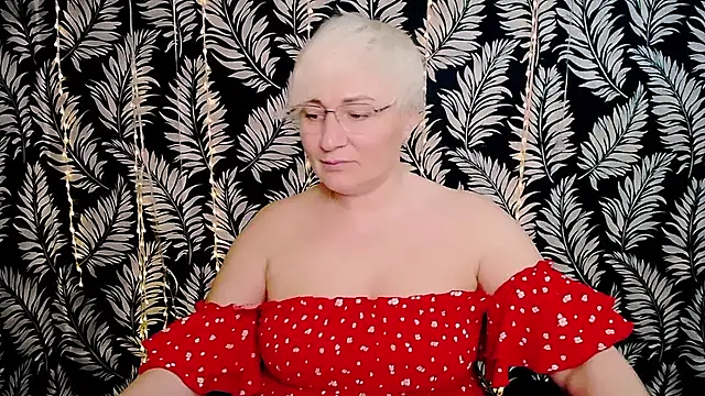 Olivia_playful webcam