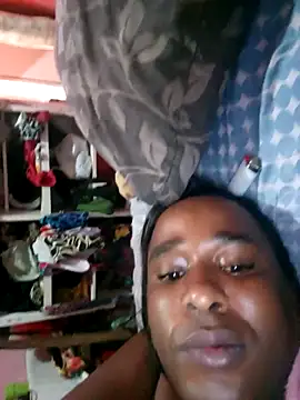 Hellentrans24's room