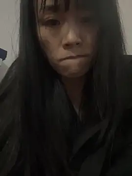 美女petoys在线直播