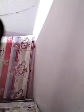 Webcam Model (-Bami-)  is live.Free join now!