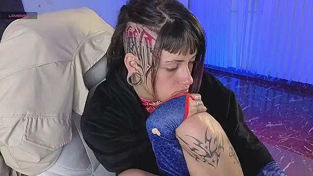 _sharlotte777 webcam