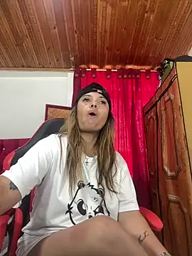 Natashamagics webcam