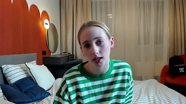 TraceeRebollar webcam