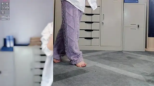 Lynnalltop-165-KeKe webcam