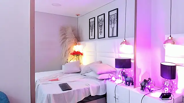 Lily_Cooper__ webcam