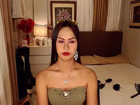 Nathalieheartt webcam