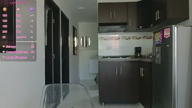 grey___27 - Grey___27's free webcam