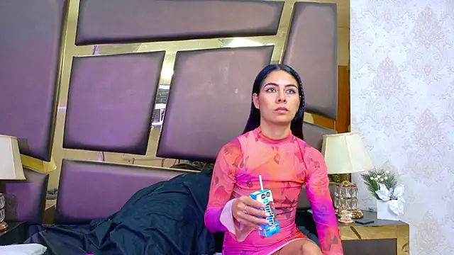 nicoleesposito - NicoleEsposito's free webcam - UK Sex Cams