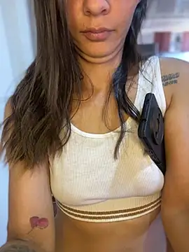 Webcam Model (Esperanza_GS)  is live.Free join now!