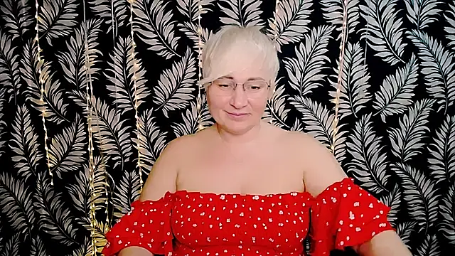 Olivia_playful webcam