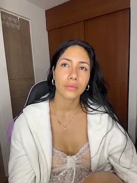 ArianaReynoldss webcam