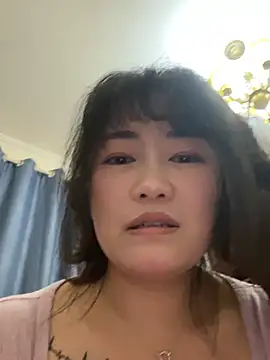 Molly-xiao webcam