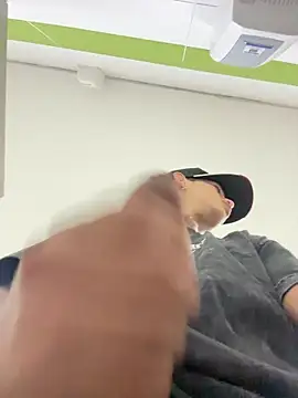 HarryGaze's live cam