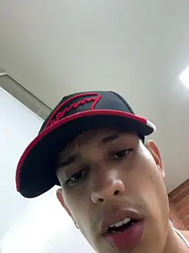 HarryGaze's live cam