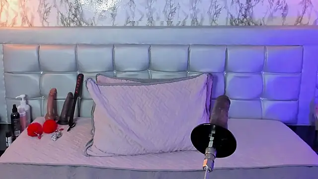 MELODYY_SWEET webcam