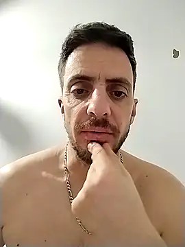 hommebi64's live cam