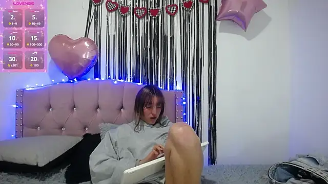 emily_cooper_pym webcam