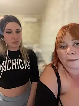 SweetCuteGirls1023 webcam