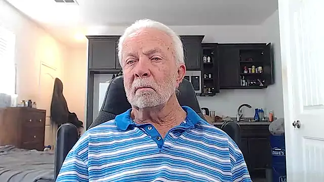 rockpoint69's live cam