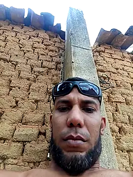 UnreadyChutzpa webcam