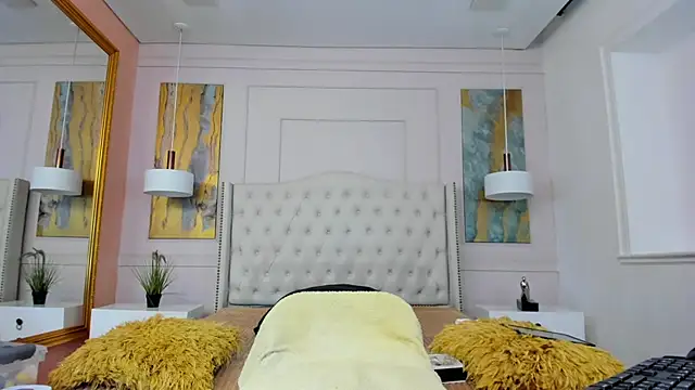 RosaliaMontero webcam