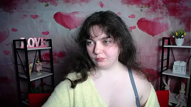 NeonilaLisova webcam