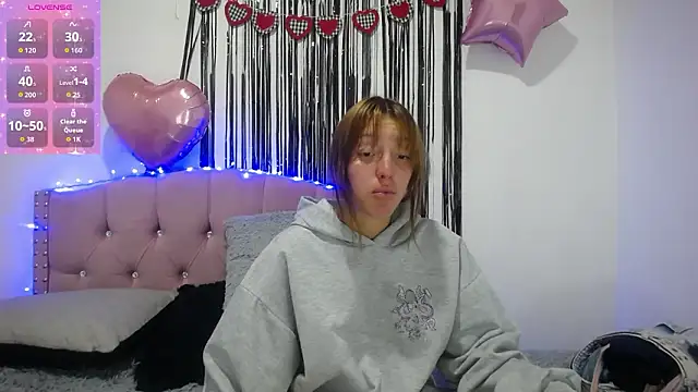 emily_cooper_pym webcam