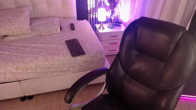 LiaVillalobos webcam