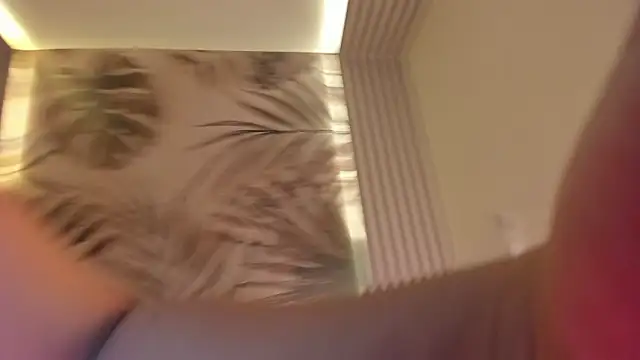 Samaantha-White webcam