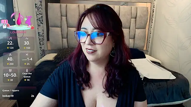 Victoria_Adamns webcam