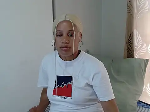 BootyCaramelxx webcam