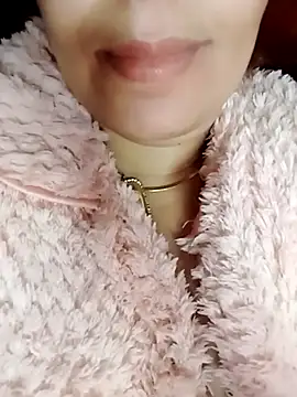 Naughty-Yousra webcam