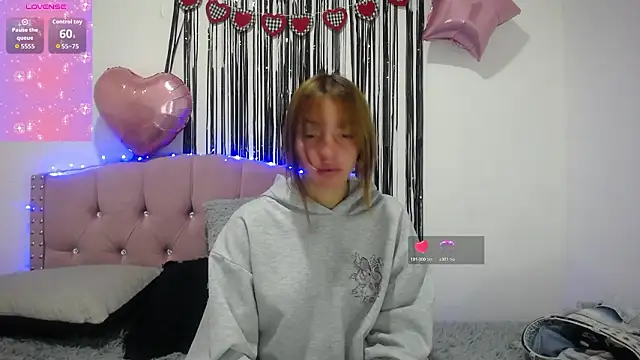 emily_cooper_pym webcam