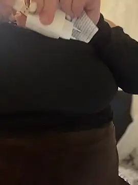 SweetCuteGirls1023 webcam