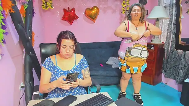 lesbiancuple webcam