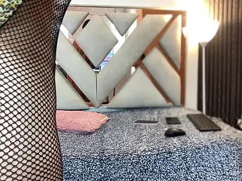 Antonella_And_Thiago webcam