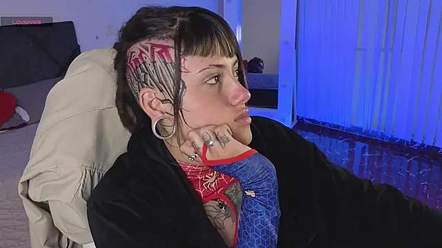 _sharlotte777 webcam