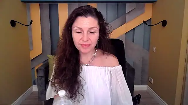 EllaLong live sex cam