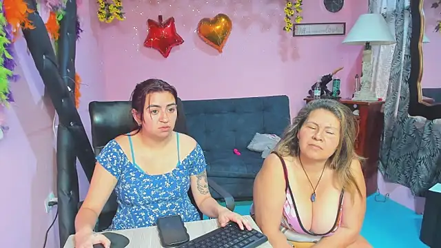 lesbiancuple webcam