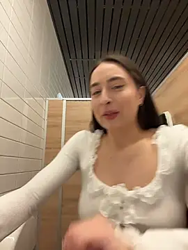 Holly_Play live sex cam