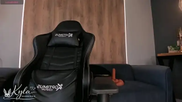 kylamorrison (F milf) - Fuck pussy